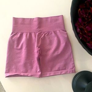 NVGTN Pastel pink seamless pro shorts